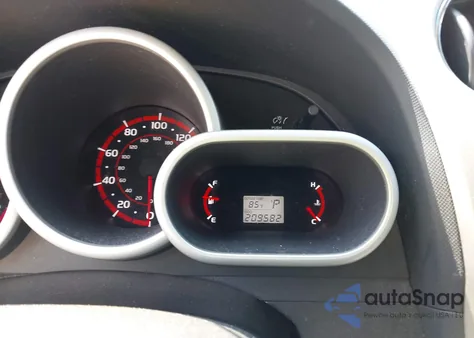 2010 Toyota Matrix z USA, uszkodzony, nr VIN 2T1KU4EEXAC511697